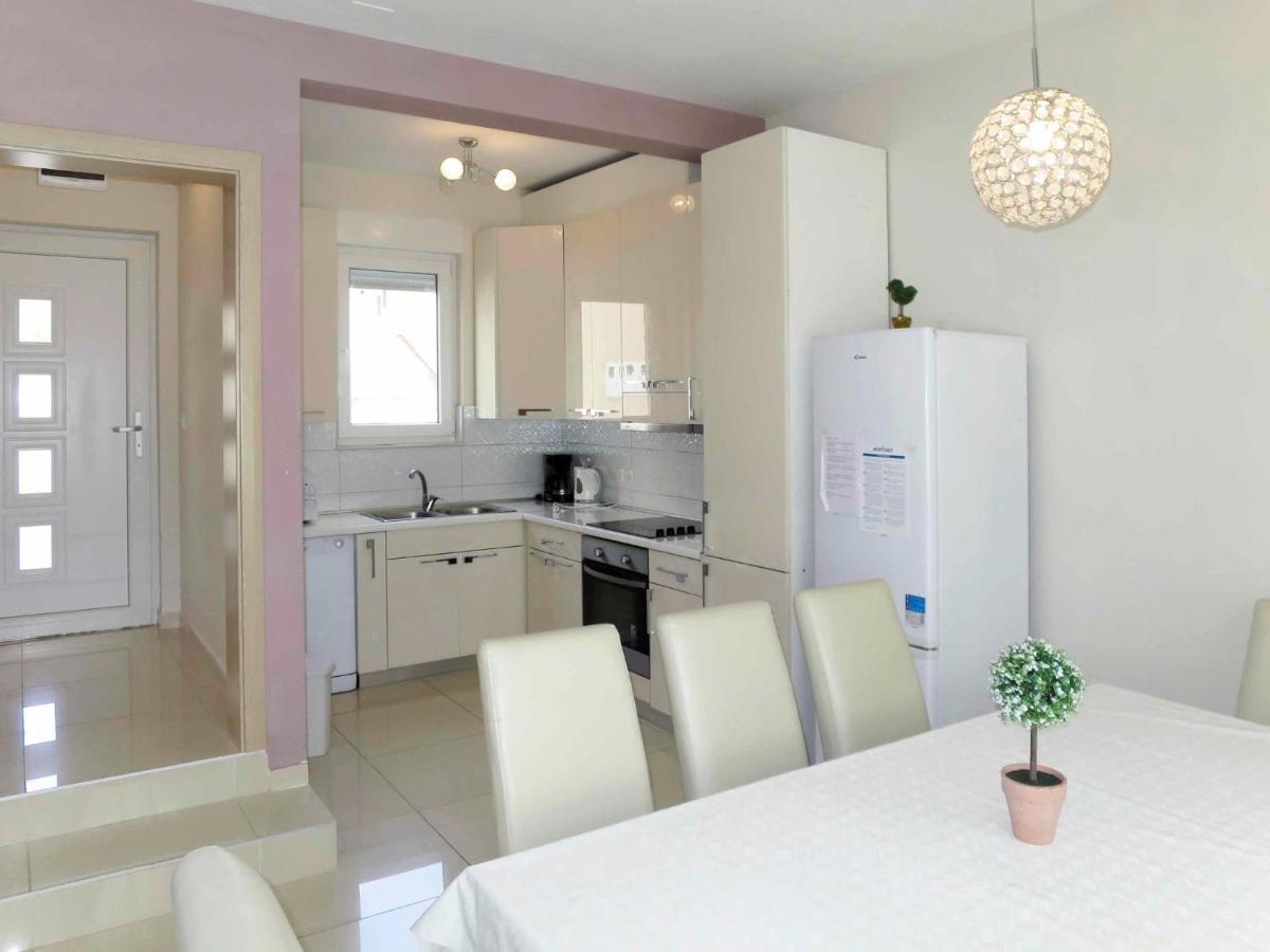 Holiday Home Silvija - Zad107 By Interhome Zadar Bagian luar foto