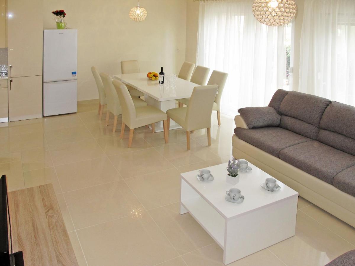 Holiday Home Silvija - Zad107 By Interhome Zadar Bagian luar foto